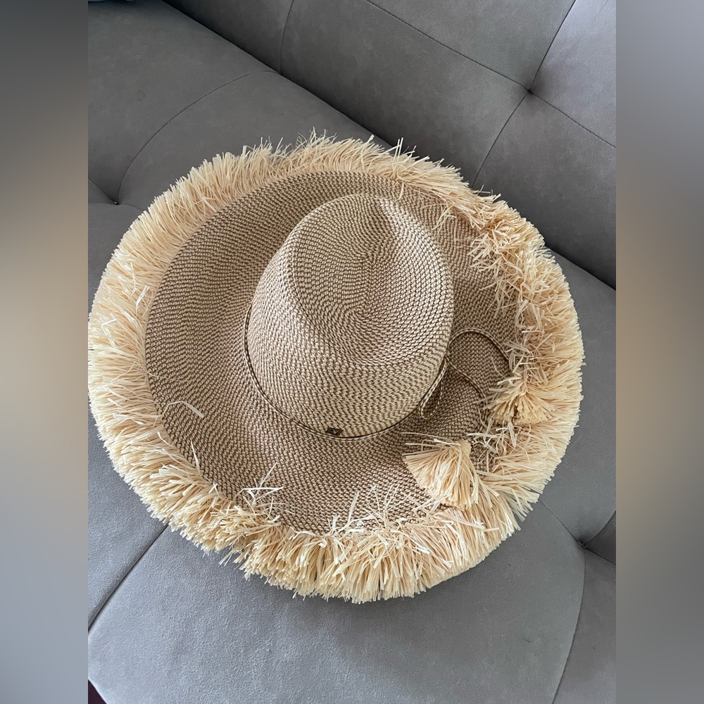 Eric Javitz Antigua Large Brimmed Hat! UPF50. Paid $746 plus tax $842.98 total.